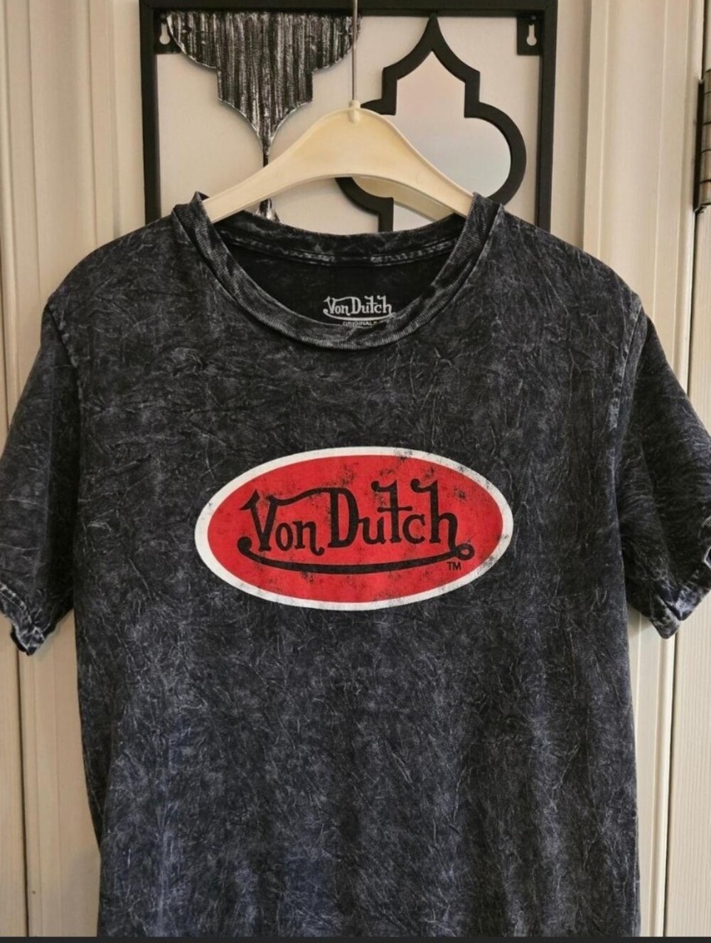 Like New!!! Von Dutch Men's Black Mineral-Wash Logo T-Shirt - Red Graphic